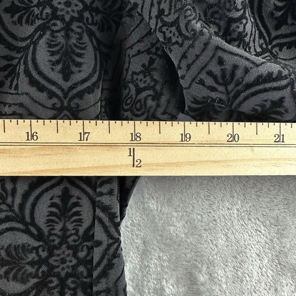 Rampage Blazer Women’s L Black w/ Velvet Textured Geometric Floral Pattern - Picture 4 of 6